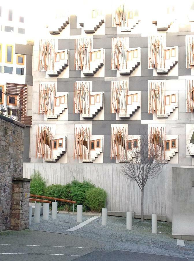 The Park At Holyrood Edimburgo Exterior foto